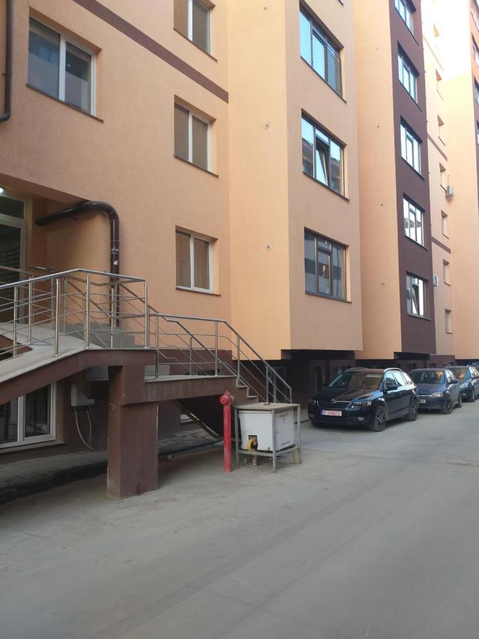 Luxury Daniel Apartament Residence Militari Roşu المظهر الخارجي الصورة