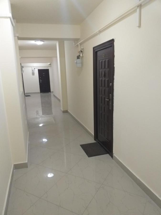 Luxury Daniel Apartament Residence Militari Roşu المظهر الخارجي الصورة