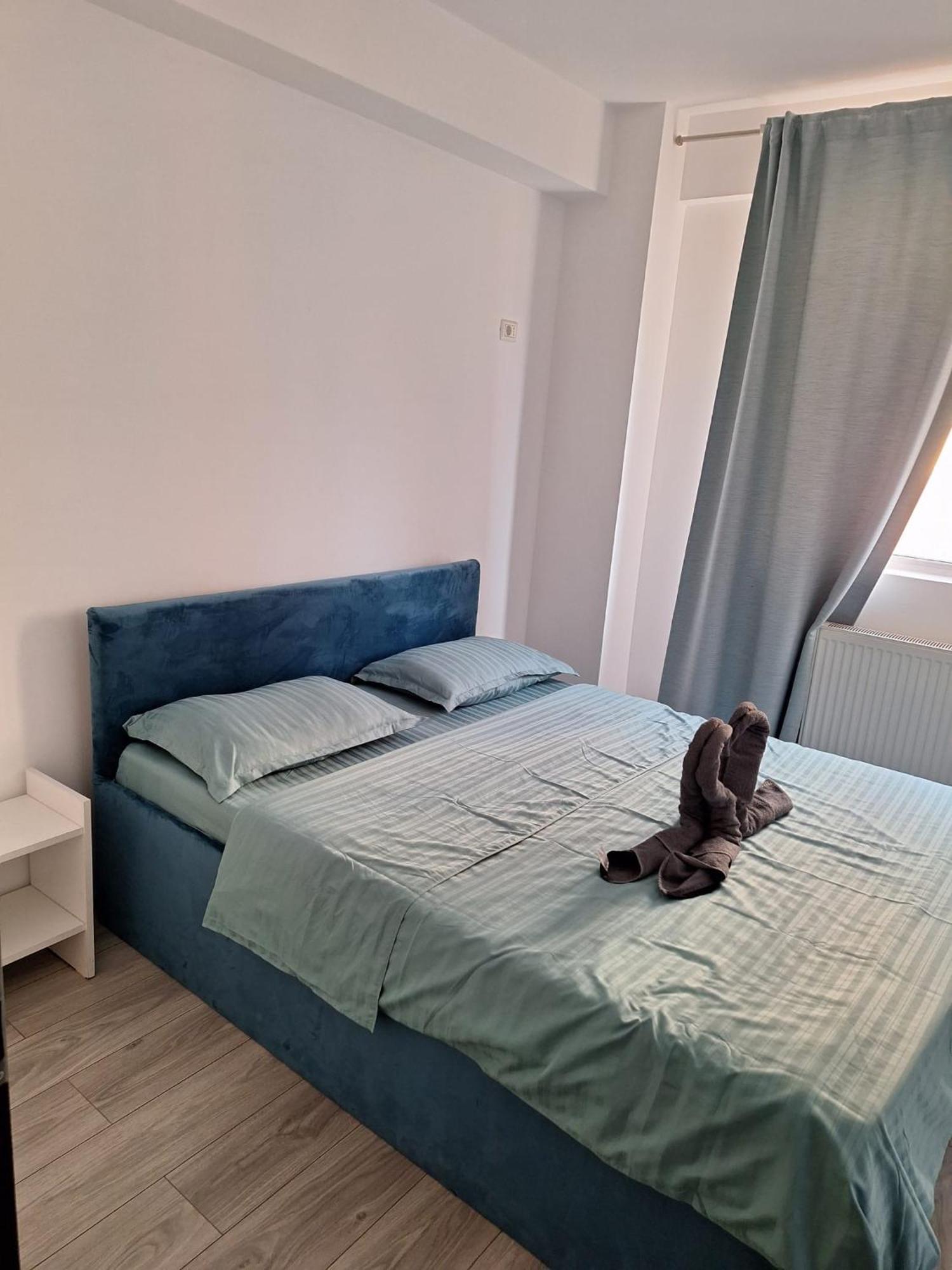 Luxury Daniel Apartament Residence Militari Roşu المظهر الخارجي الصورة